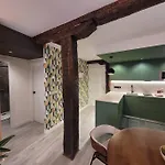 Piso Boutique A Un Minuto Del Casco Viejo * Bilbau